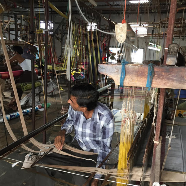 Discover the Fascinating World of Mahehswari Saree Craftsmanship