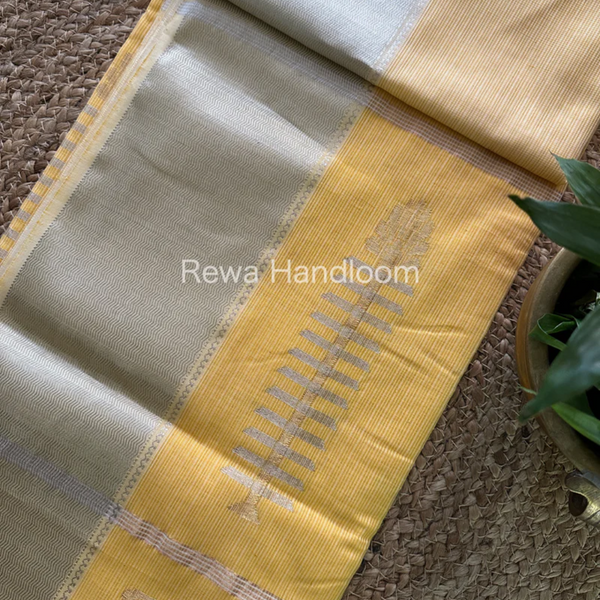 Maheshwari Silver Zari Sarees – Subtle Elegance in Every Weave | Rewa Handloom