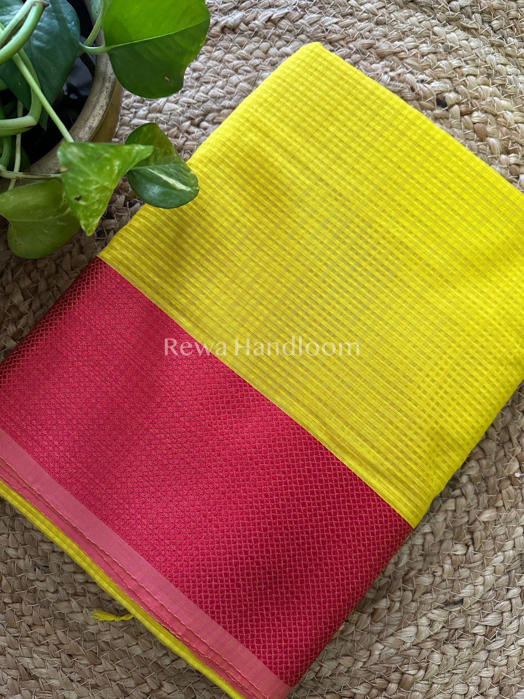 Maheshwari Resham Thread Border Sarees