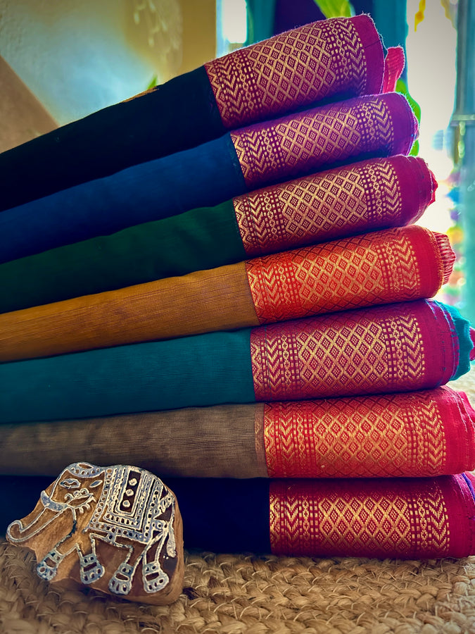 Maheshwari Zari Butti Sarees