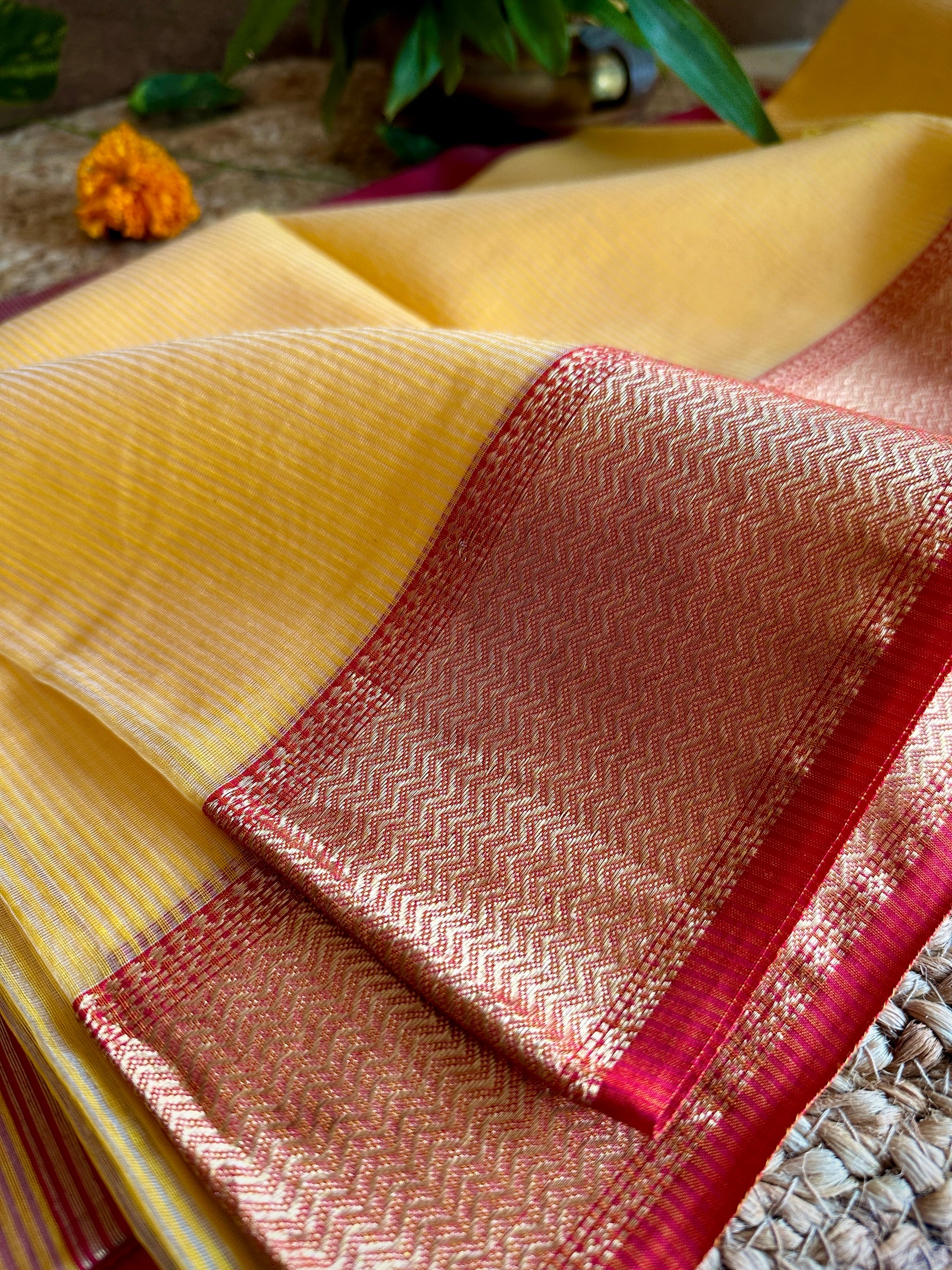 Maheshwari 75 Silk Yellow Saree