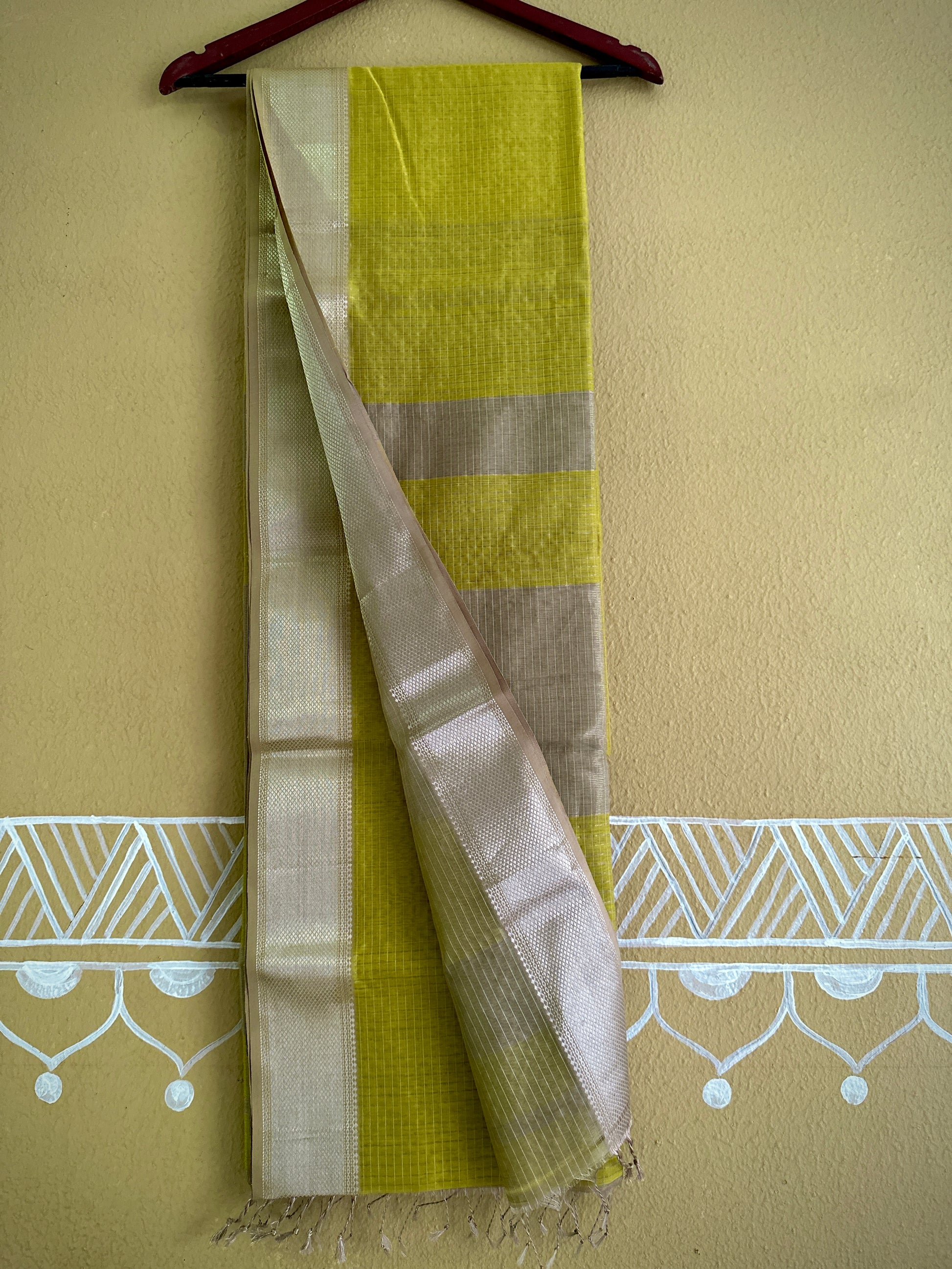 Maheshwari Yellow ~ Silver Zari Checkered Silk Saree