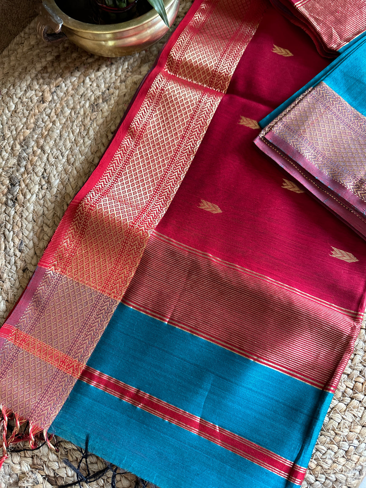  Motifs ~ Maheshwari Saree