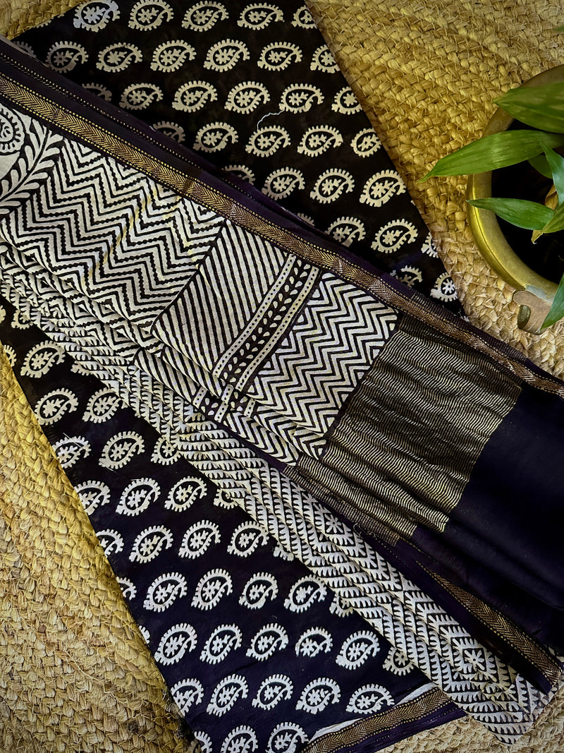 Maheshwari Black White Bagh Print Suit