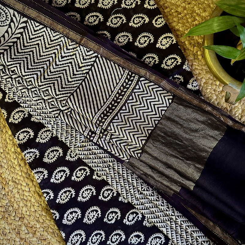 Maheshwari Black White Bagh Print Suit