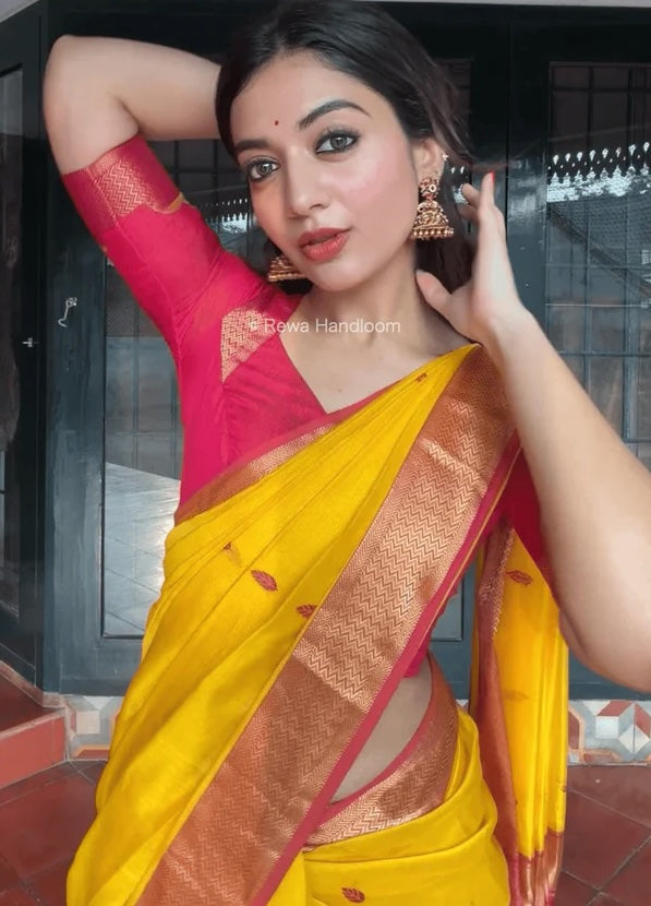 Maheshwari Yellow Flower Butti Saree Rewa Handloom