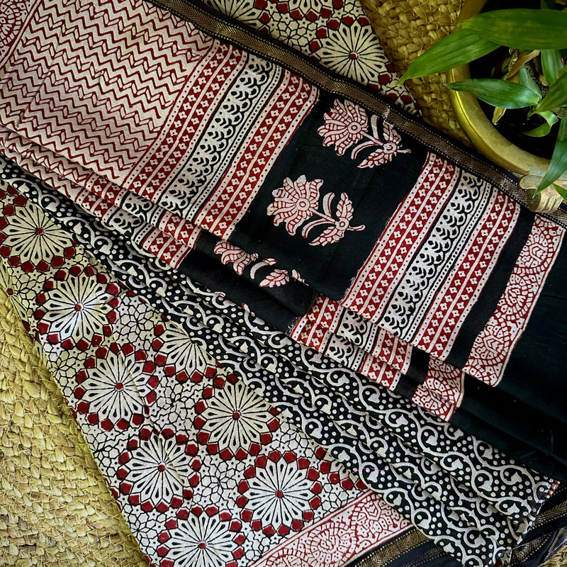 Maheshwari Red Black Bagh Print Suit