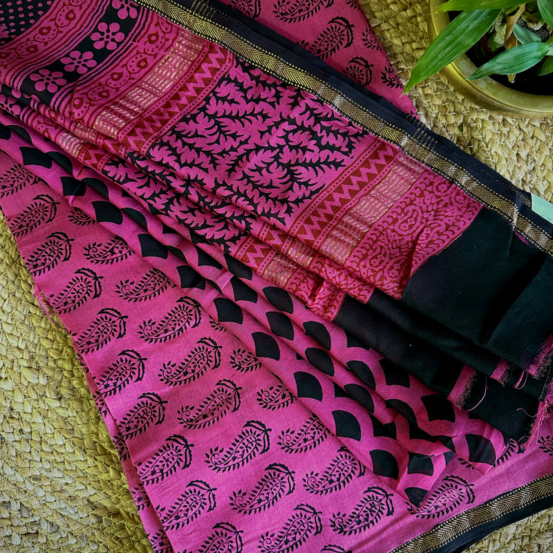 Maheshwari Gulabi Black Bagh Print Suit.