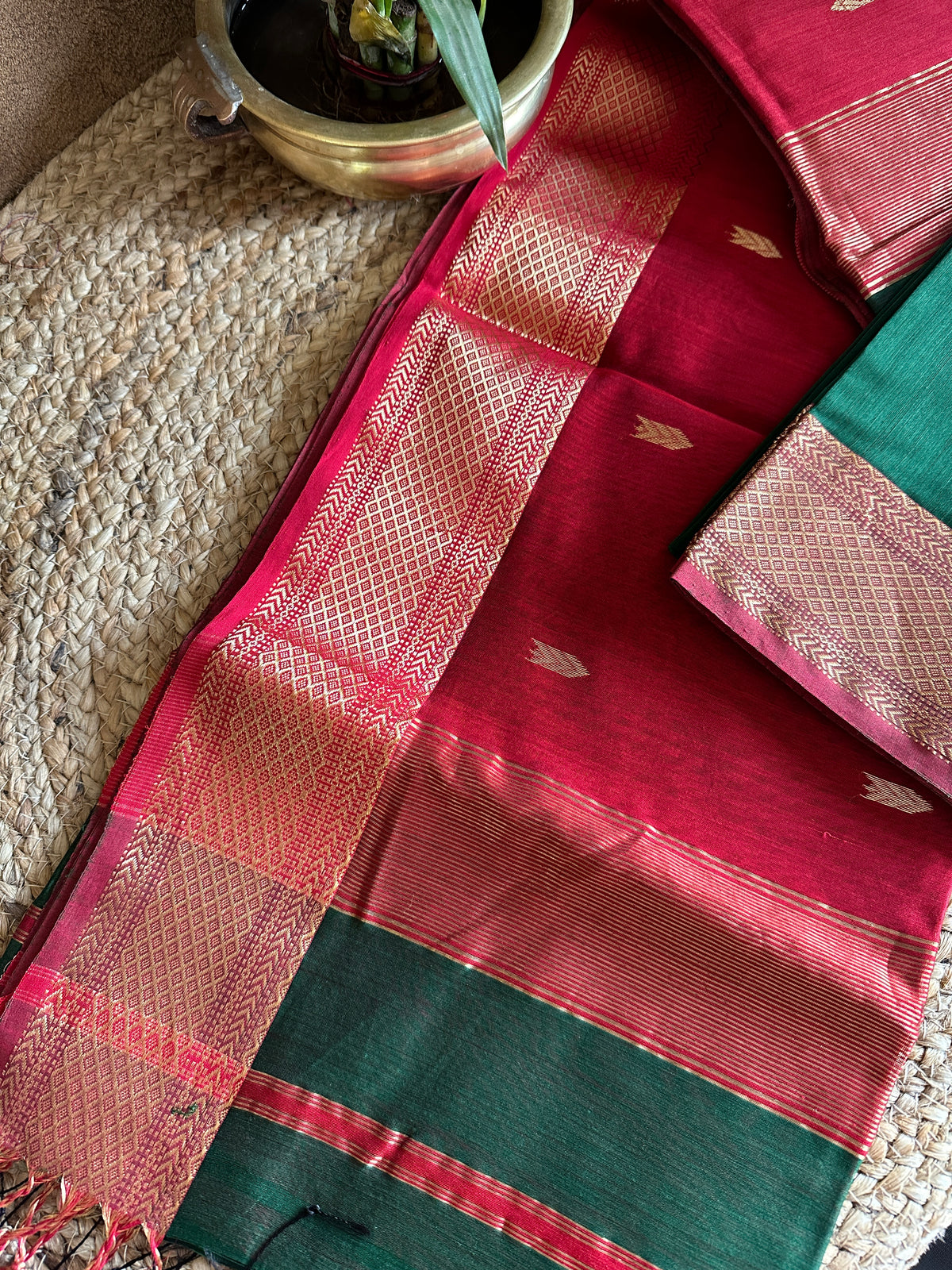  Motifs ~ Maheshwari Saree