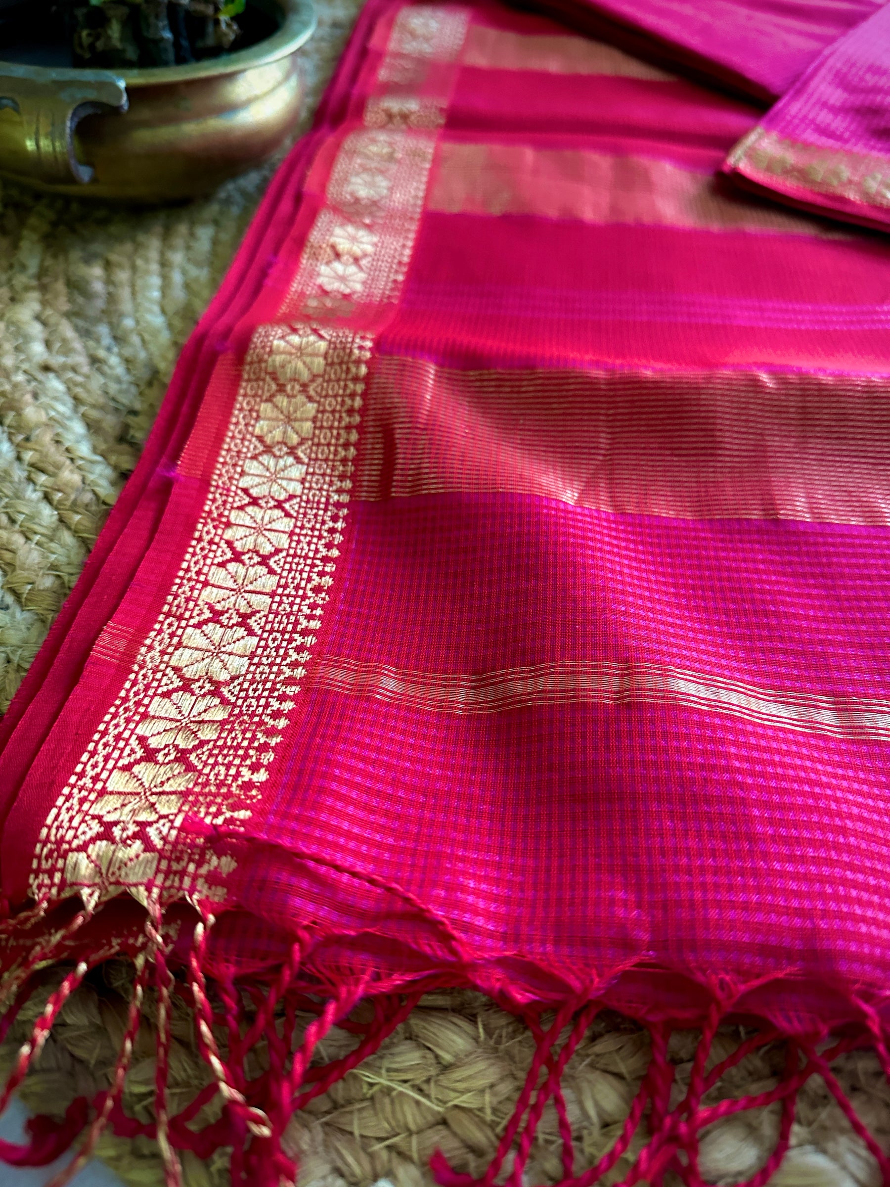 Maheshwari Rani Pink Garbha Reshami Silk Sarees