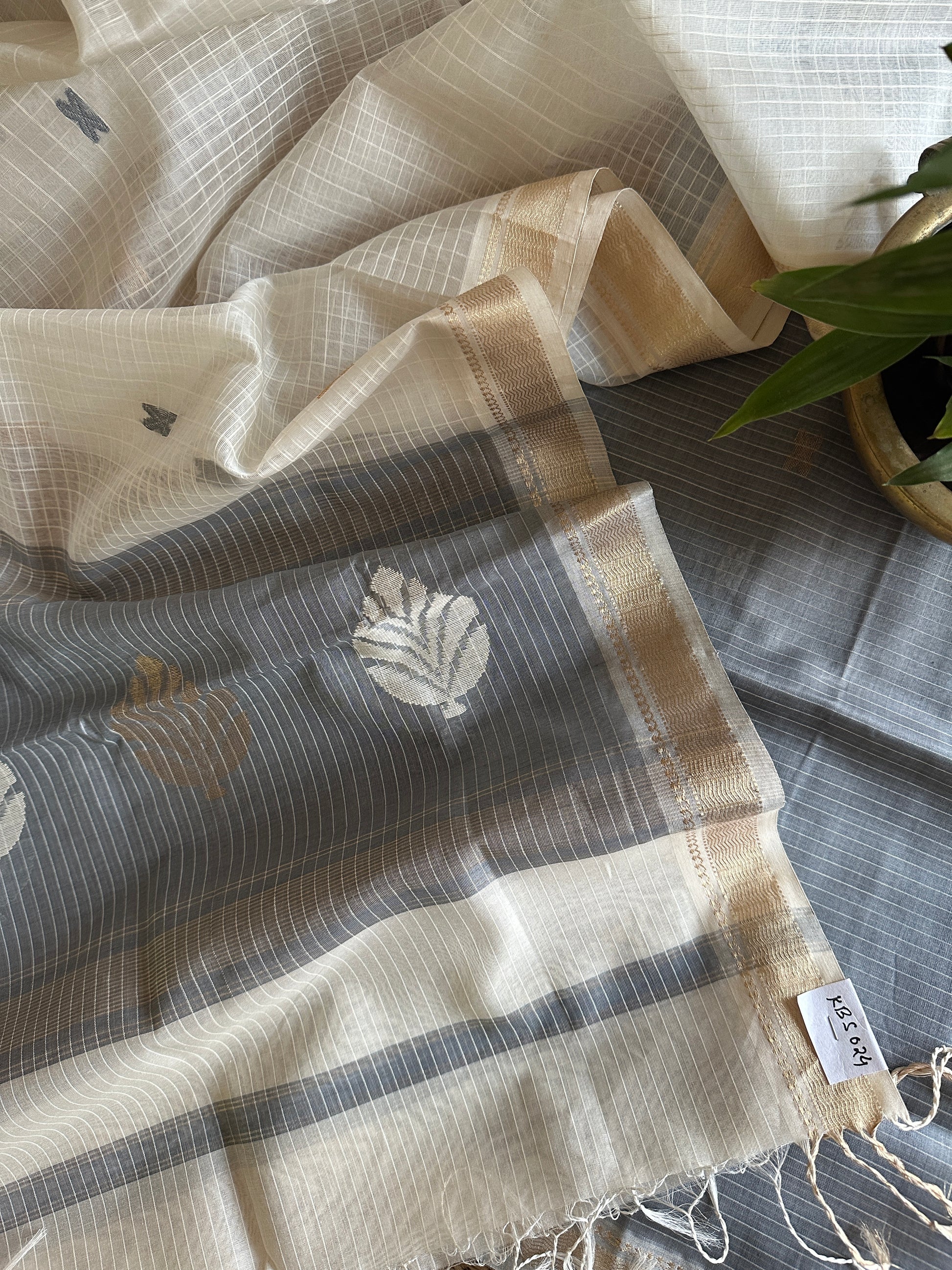Maheshwari Ash Grey - White Katan Motifs Top Dupatta Sets