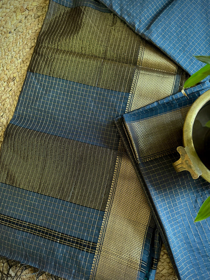 Maheshwari Ink Blue Zari Checkered Sarees