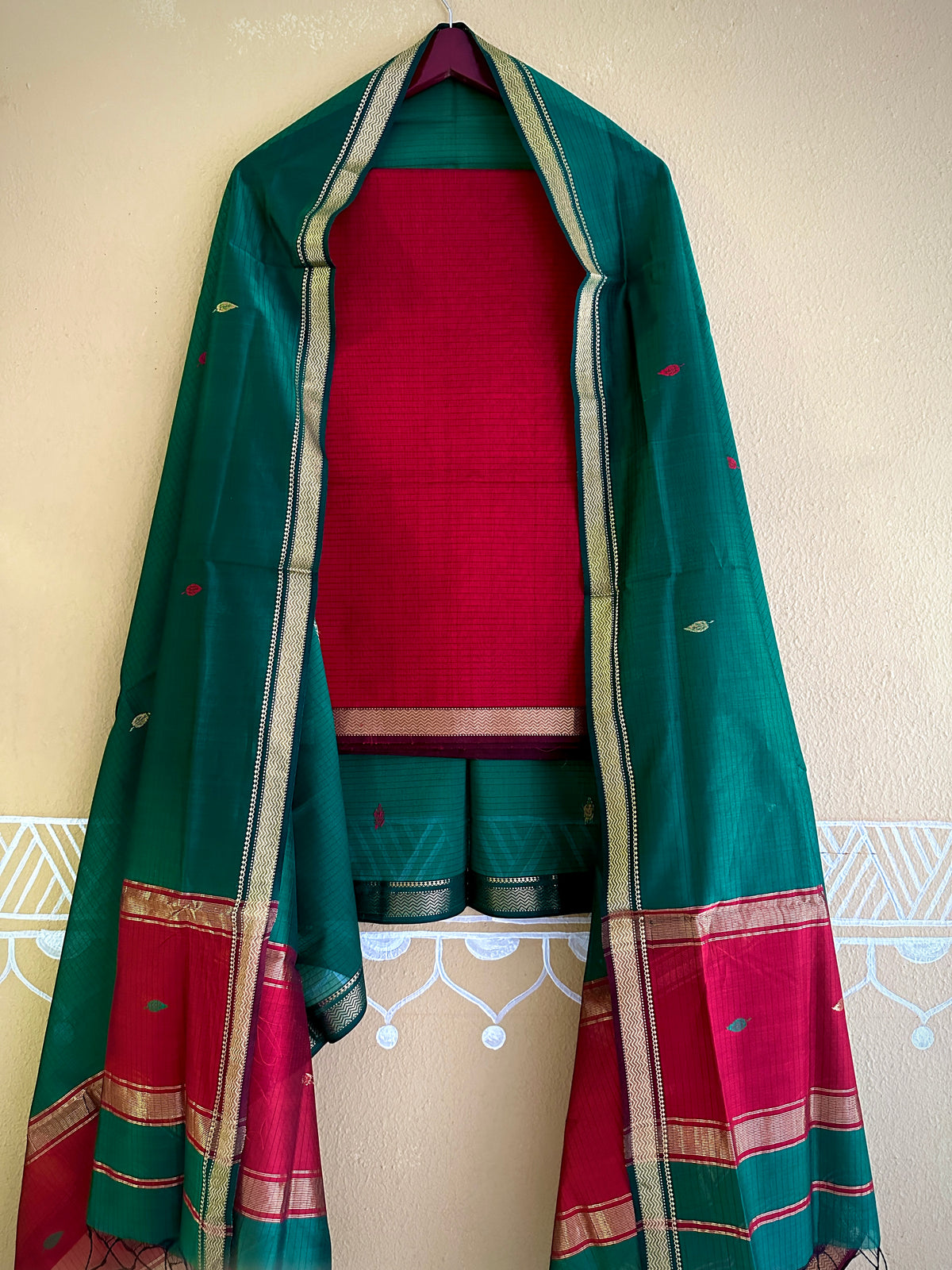 Maheshwari Rama Green - Maroon Motifs Top Dupatta Sets