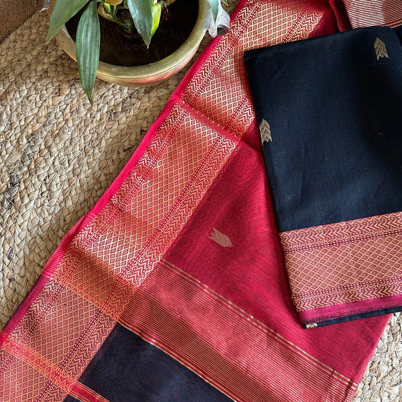  Motifs ~ Maheshwari Saree