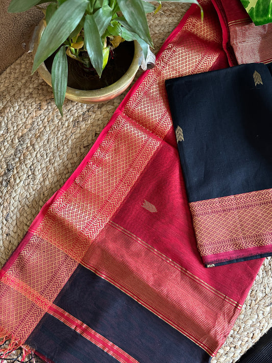  Motifs ~ Maheshwari Saree