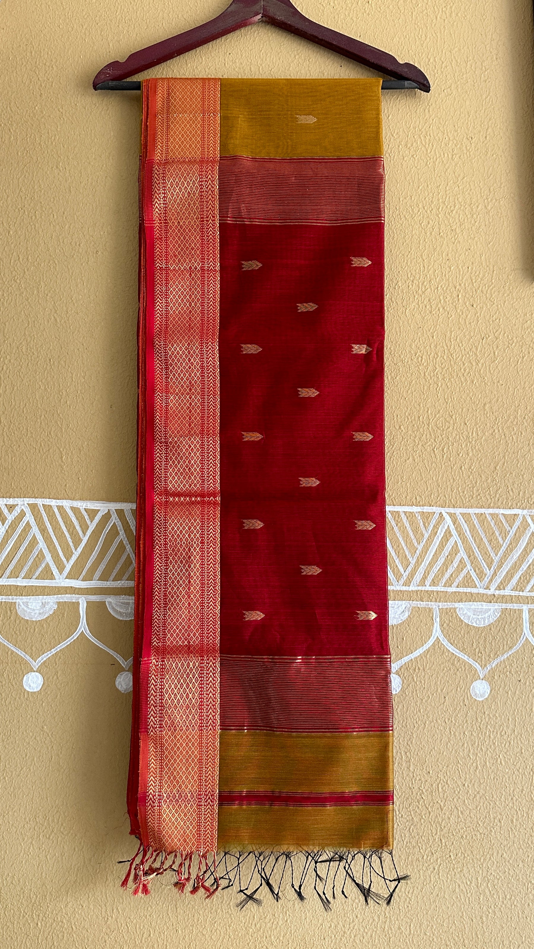 Mustard Yellow Motifs ~ Maheshwari Saree