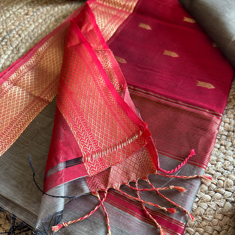 Cement Grey Motifs ~ Maheshwari Saree