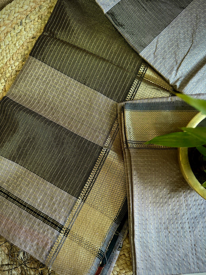 Maheshwari Light Beige Chikoo Zari Checkered Sarees