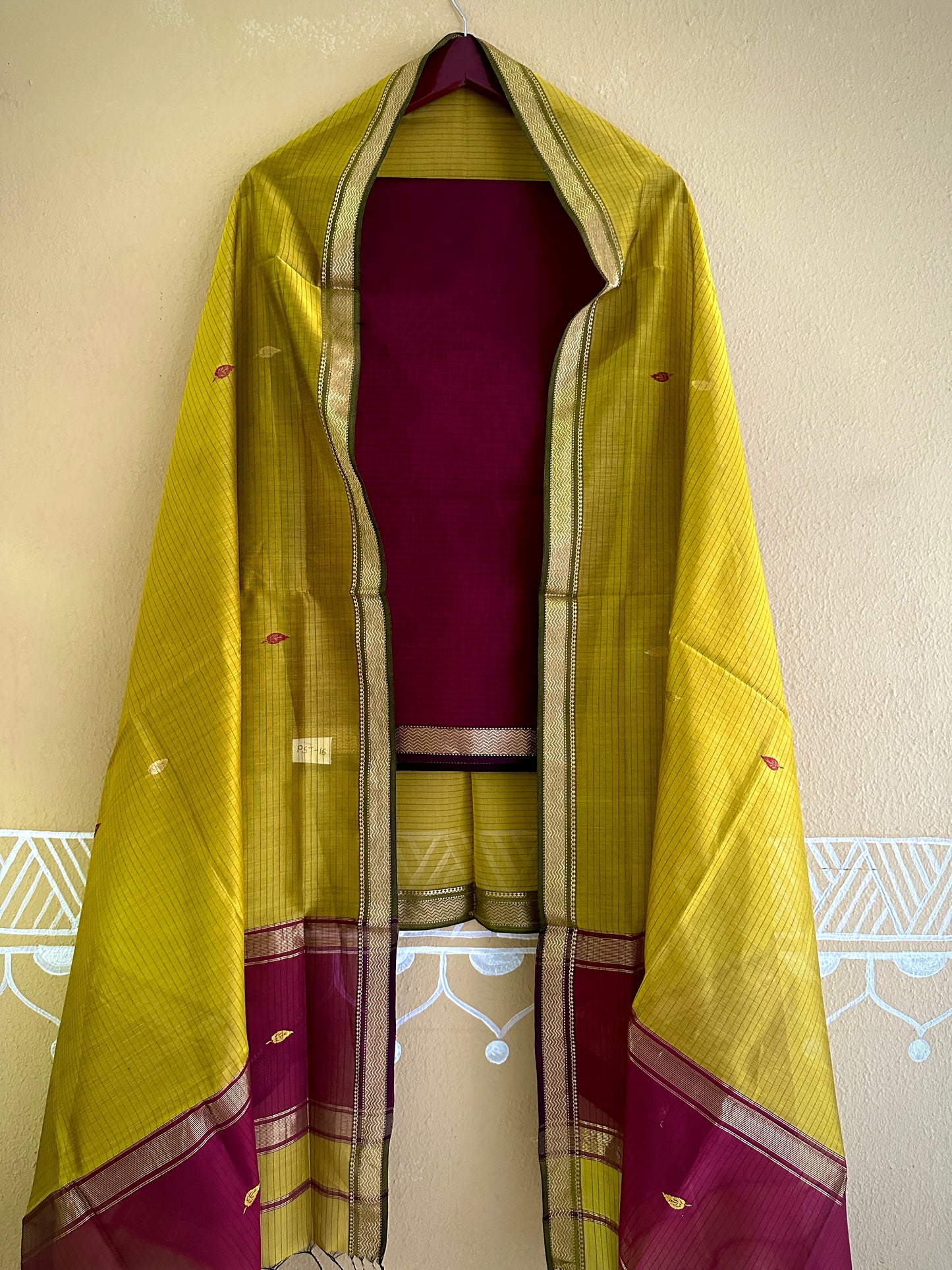 Maheshwari Motifs Top Dupatta Sets