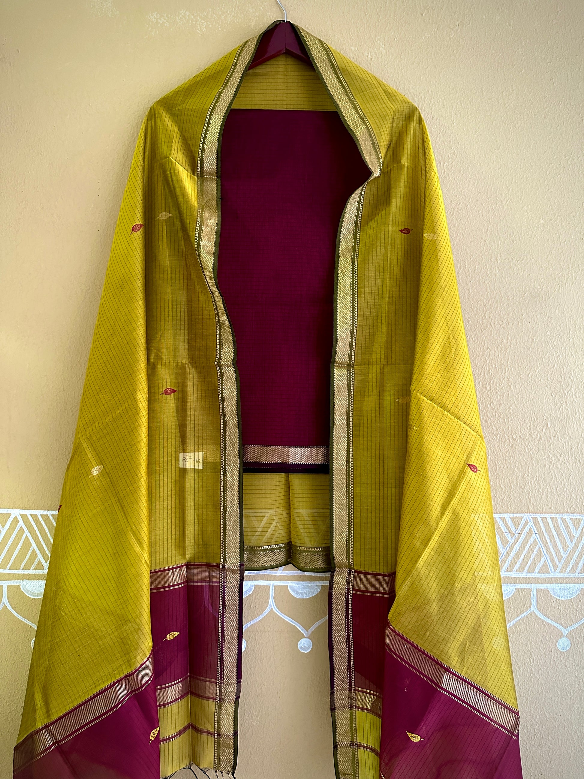 Maheshwari Motifs Top Dupatta Sets