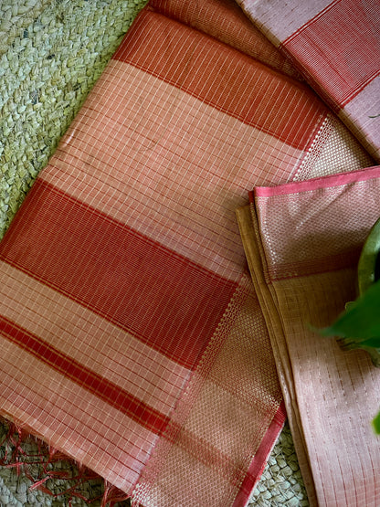 Maheshwari Peach Pink Zari Checkered Sarees