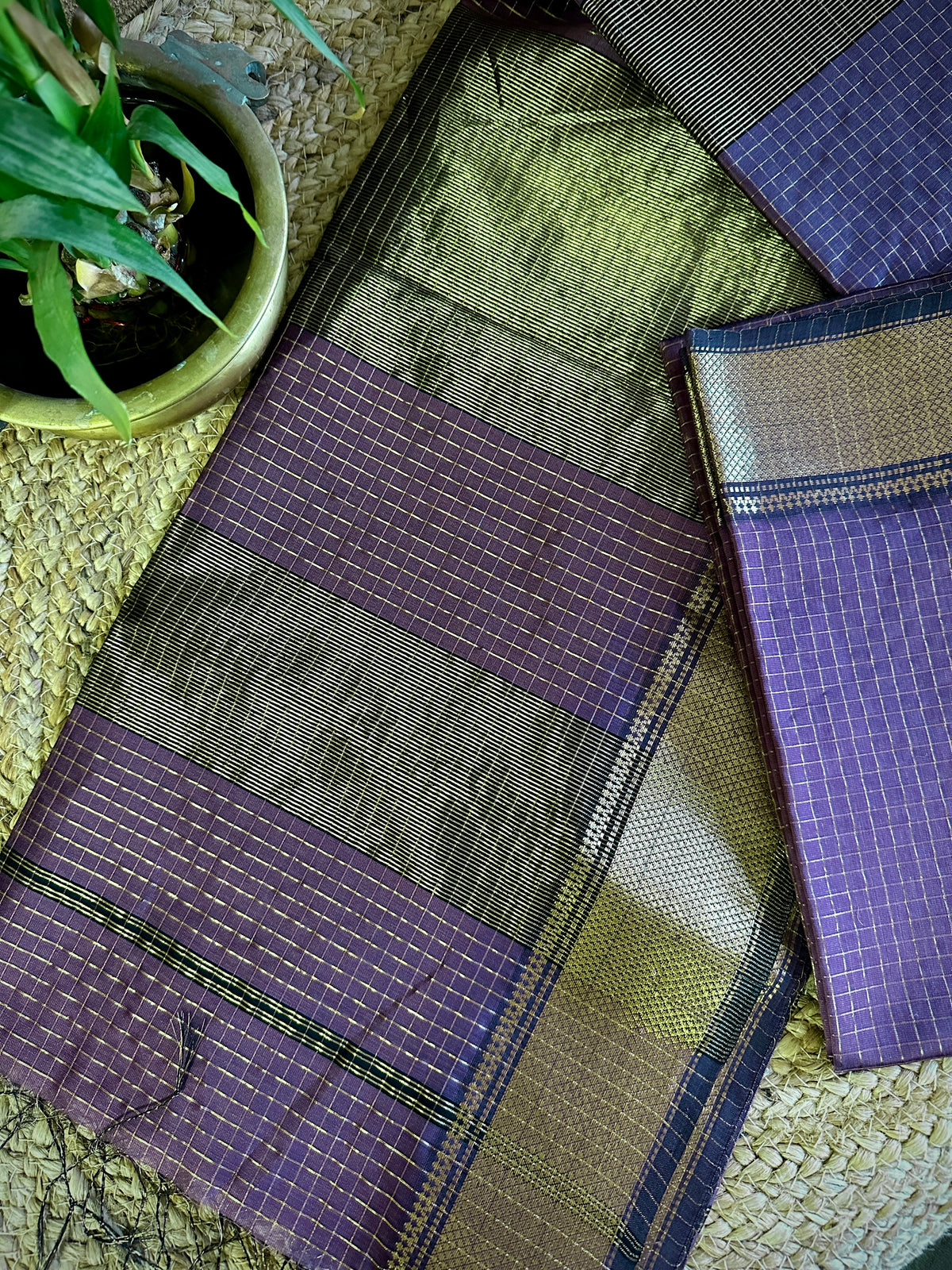 Maheshwari Dark Lavender Zari Checkered Sarees