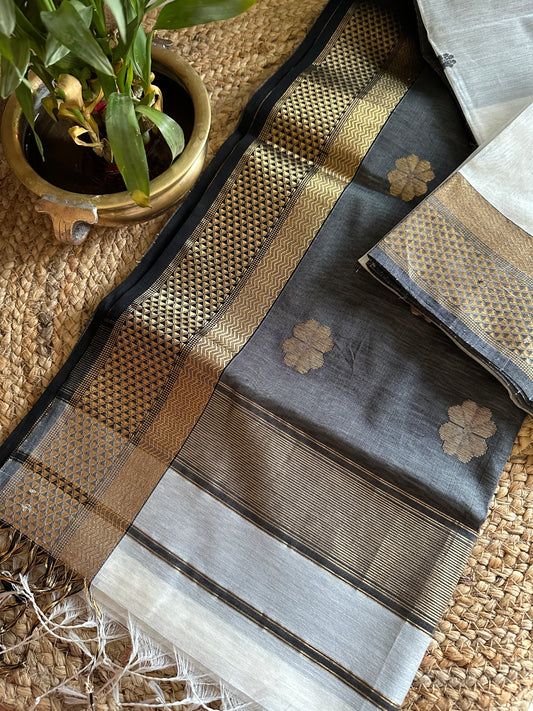  Flower Motifs ~ Maheshwari Saree