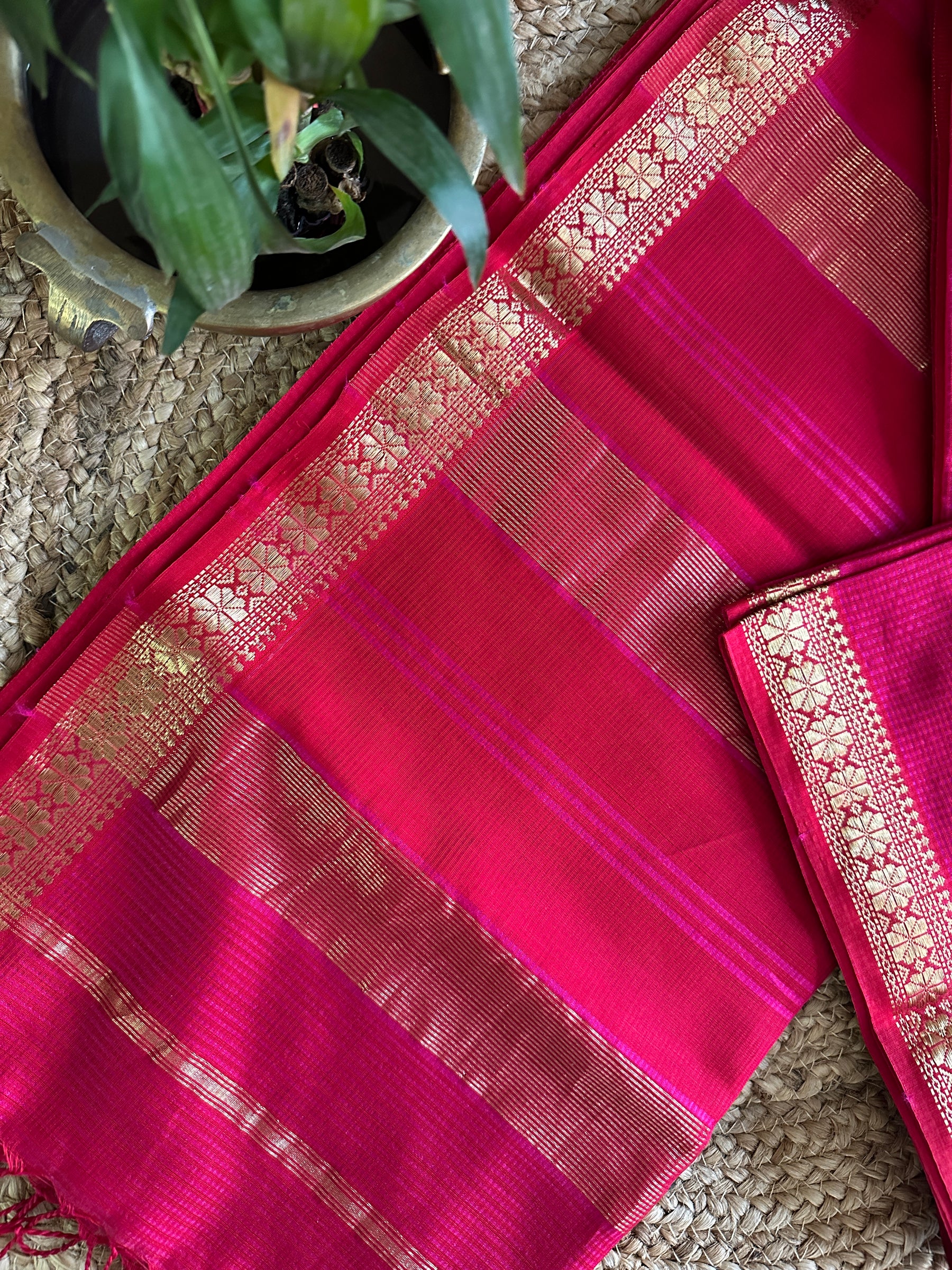 Maheshwari Rani Pink Garbha Reshami Silk Sarees