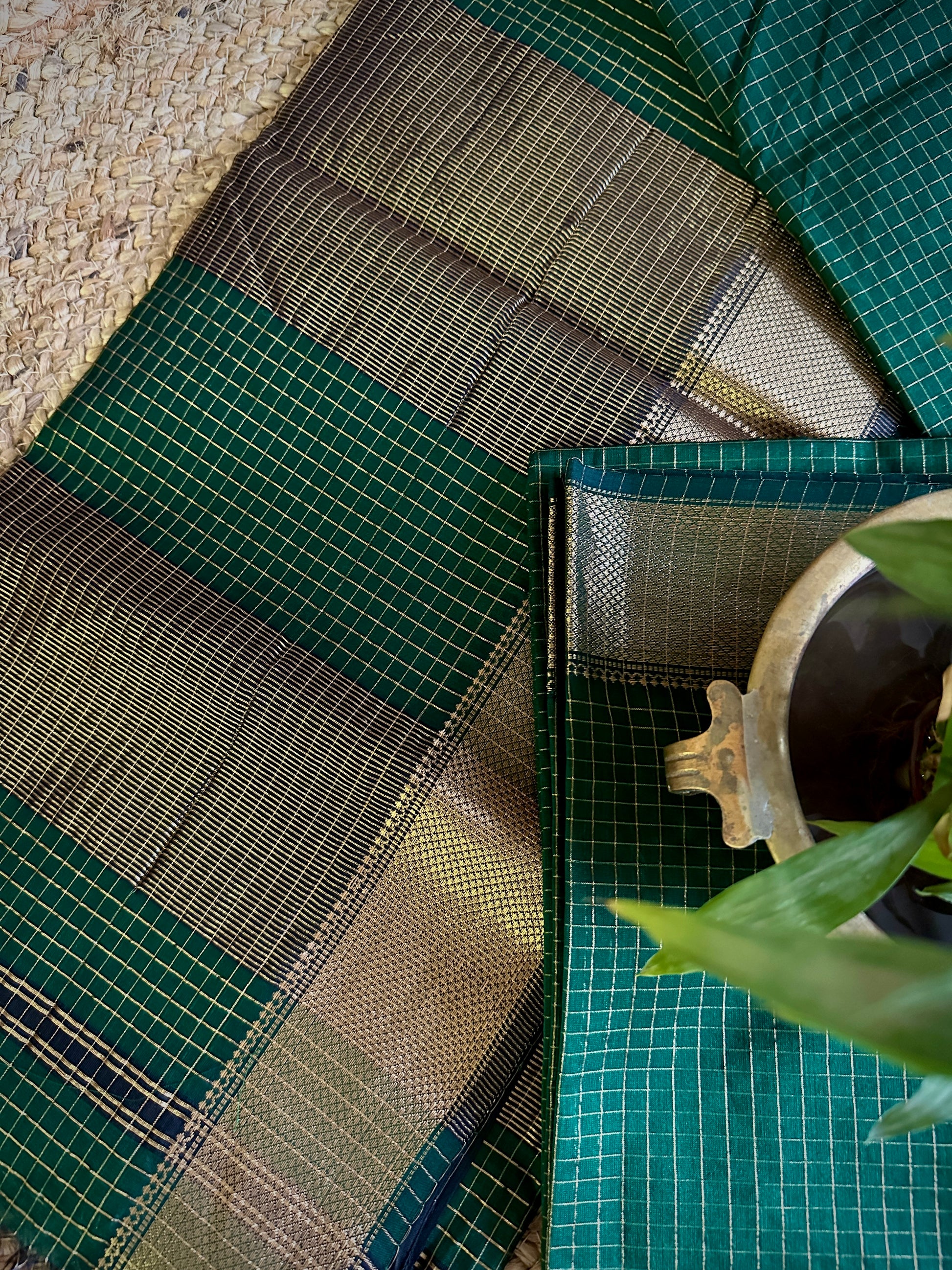 Maheshwari Teal Green Zari Checkered Sarees