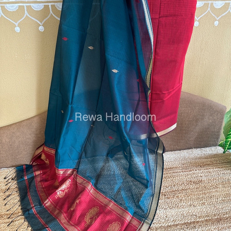 Maheshwari Red-Rama Green Peacock Buta-Buti Top-Dupatta Set BTP0236