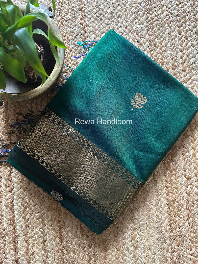 Maheshwari Dark Green Lotus Shaded Butta Saree SLB025