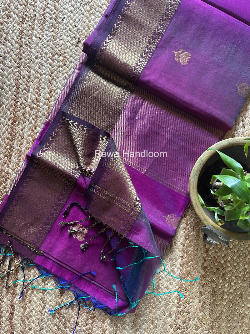 Maheshwari Lotus Shaded Butta Saree