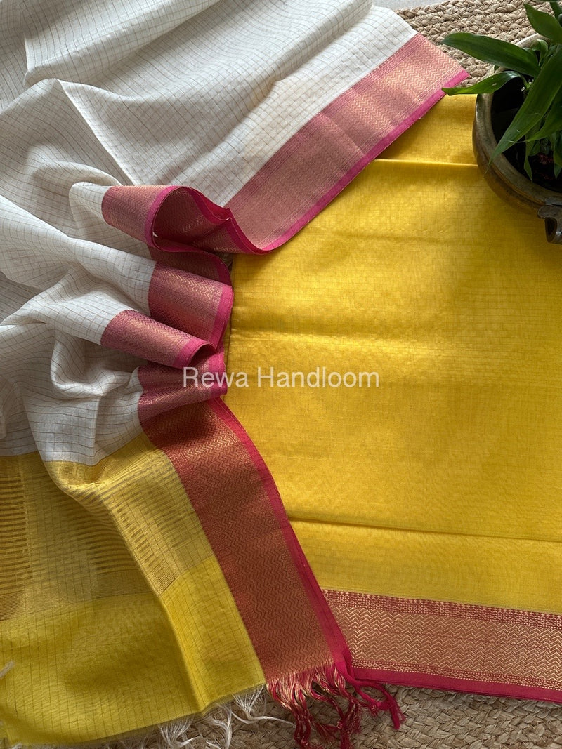 Maheshwari Zari Checks Suit