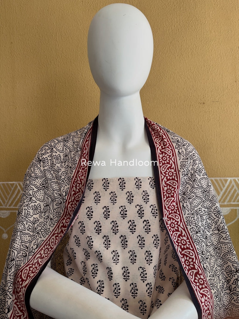 White-Black Bagh Print Cotton Suit BGCSJ0194