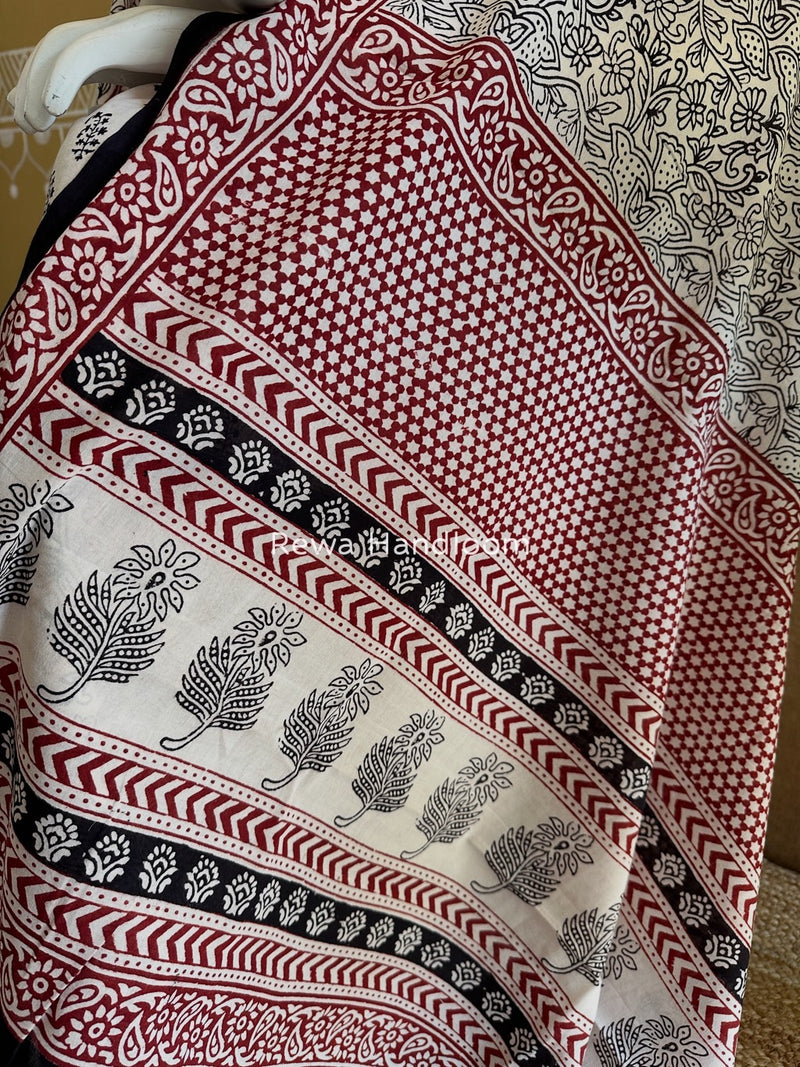 White-Black Bagh Print Cotton Suit BGCSJ0194