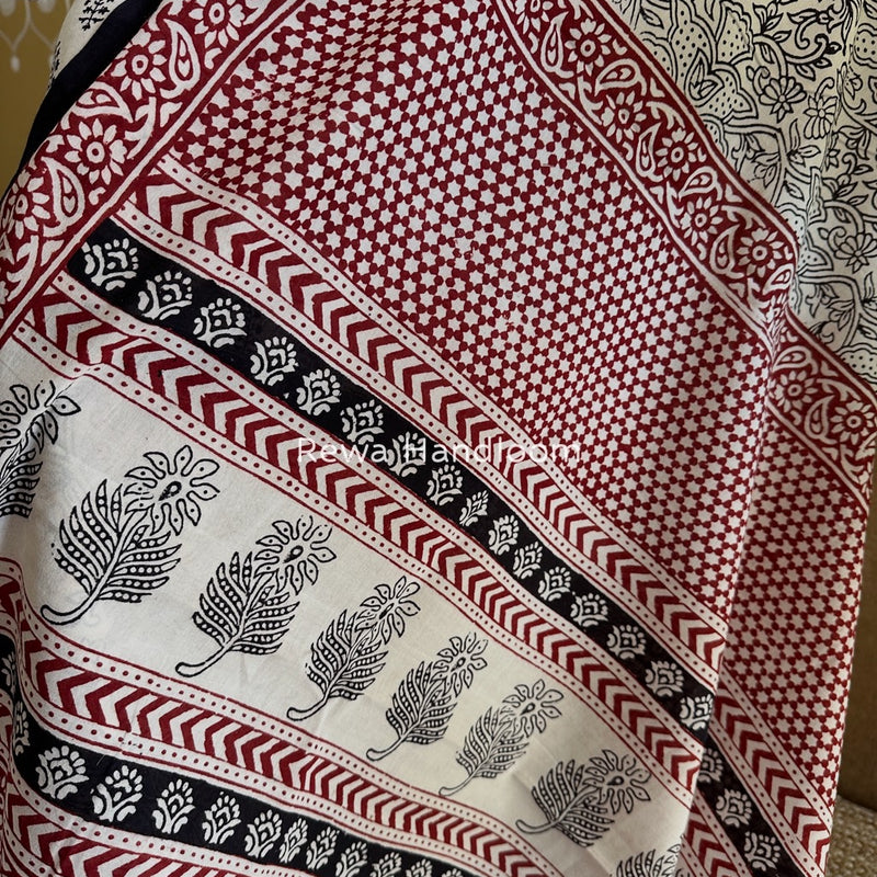White-Black Bagh Print Cotton Suit BGCSJ0194
