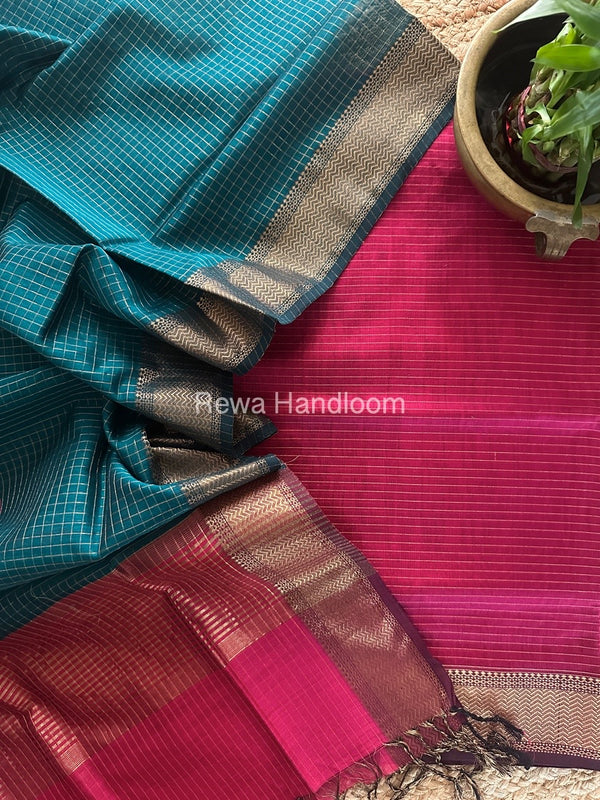 Maheshwari Zari Checks Suit