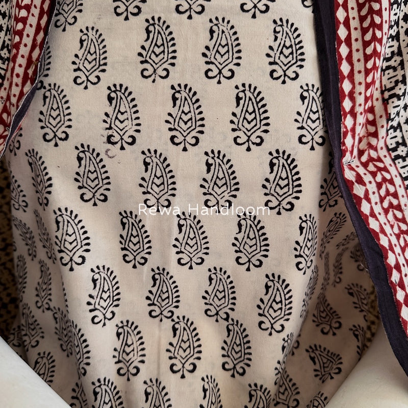 White-Black Bagh Print Cotton Suit BGCSJ0169