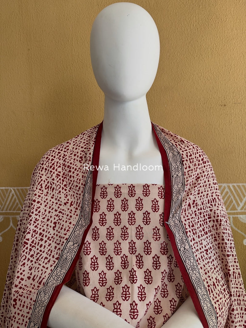 White-Red Bagh Print Cotton Suit BGCSJ0161