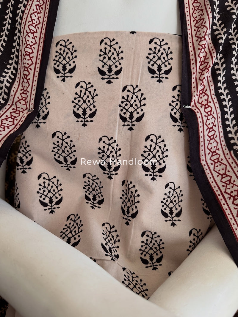 White-Black Bagh Print Cotton Suit BGCSJ0177