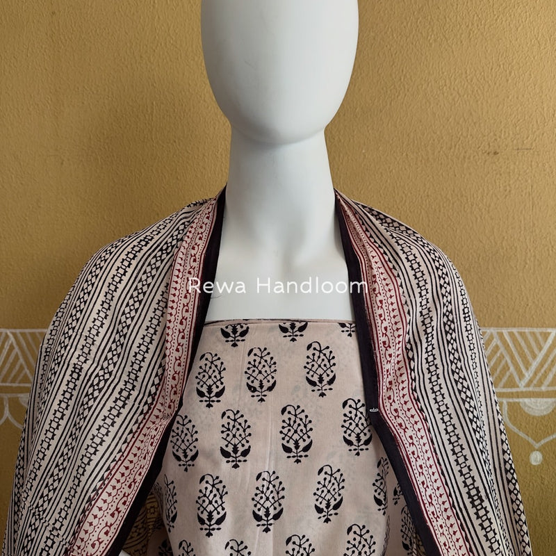White-Black Bagh Print Cotton Suit BGCSJ0189