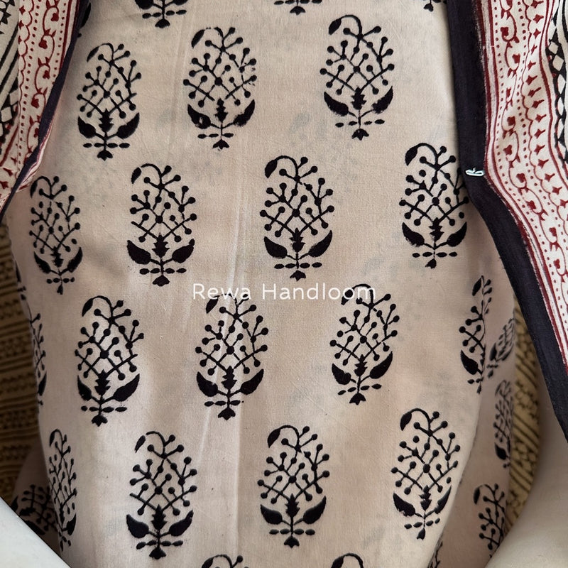 White-Black Bagh Print Cotton Suit BGCSJ0189