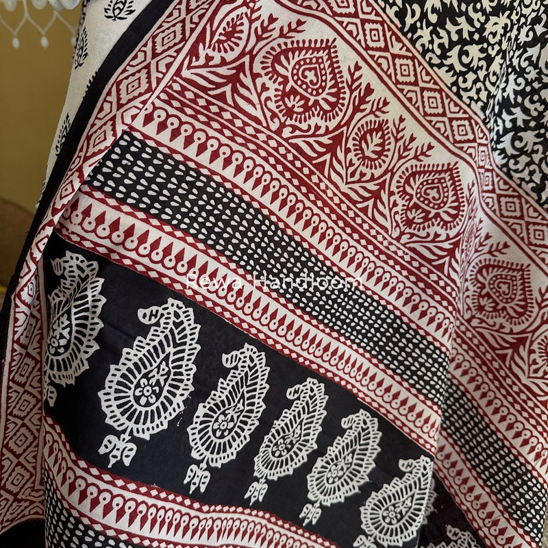 White-Black Bagh Print Cotton Suit BGCSJ0182