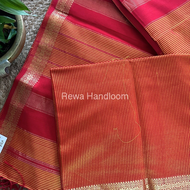 Maheshwari Golden Yellow Garbha Reshami Silk Saree GS164