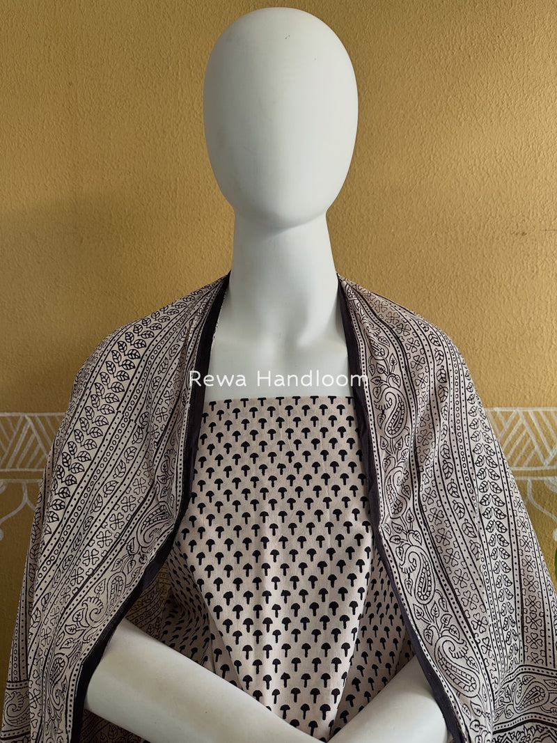 White-Black Bagh Print Cotton Suit BGCSJ0157