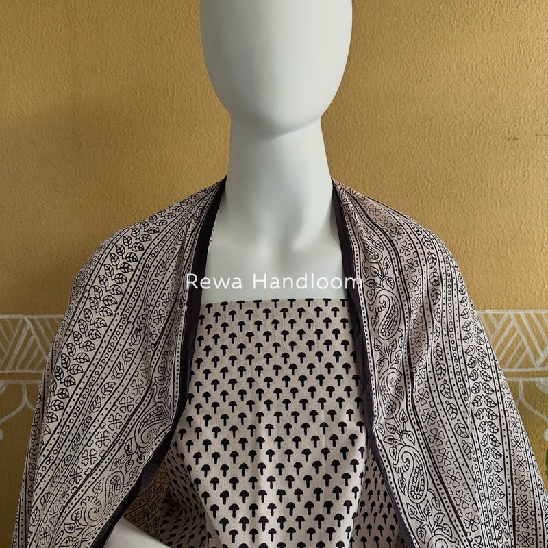 White-Black Bagh Print Cotton Suit BGCSJ0157