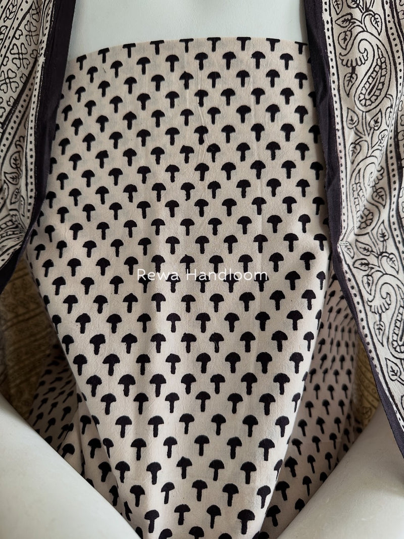 White-Black Bagh Print Cotton Suit BGCSJ0157