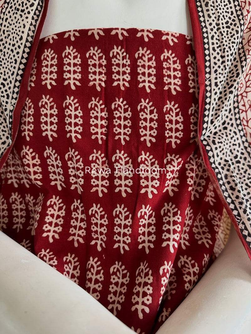 Red-White Bagh Print Cotton Suit BGCSJ0156
