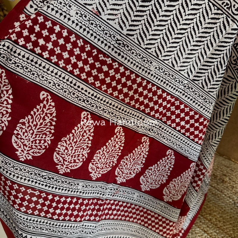 White-Red Bagh Print Cotton Suit BGCSJ0173