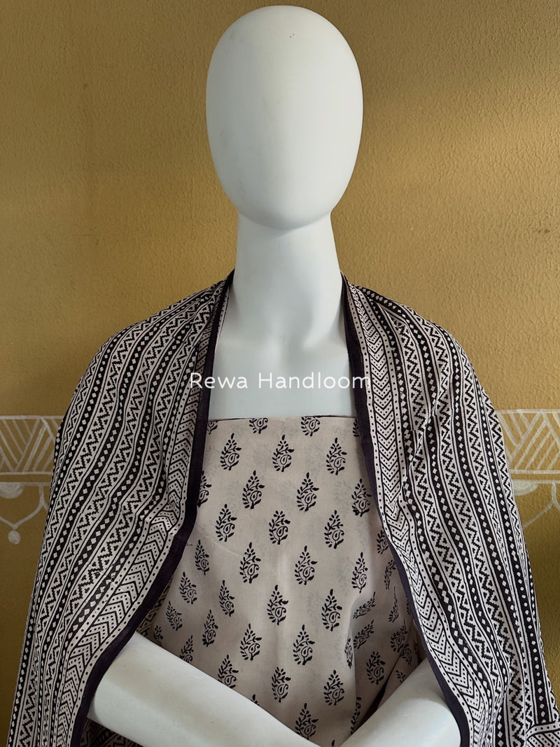 White-Black Bagh Print Cotton Suit BGCSJ0213